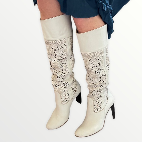 Meet your Posher, Starla - Picture 6 of 14